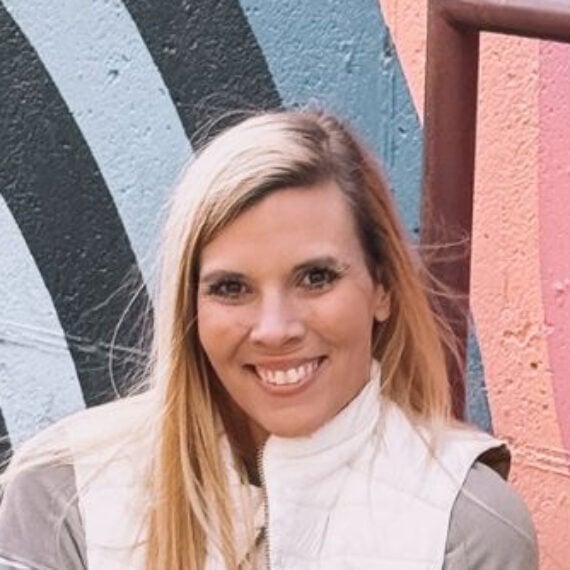 Jess clodfelter headshot