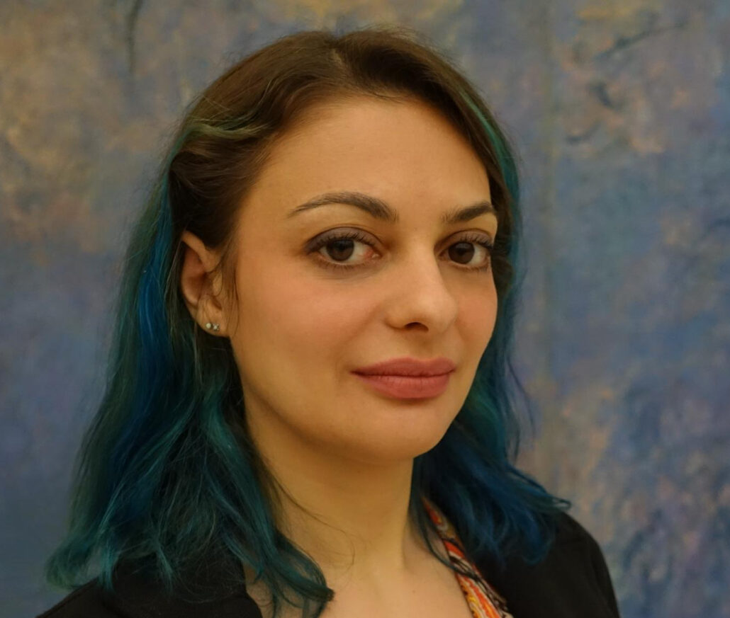 Kerry-Pinnisi-Cambridge-Counselor-Polyamory_edited_edited-1